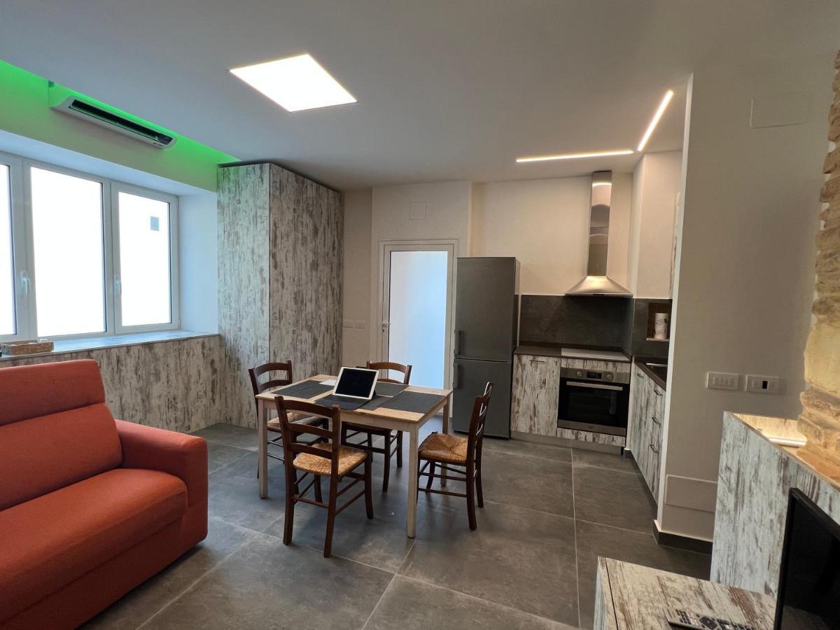 Piano Terra Apartment Ancona Ngoại thất bức ảnh