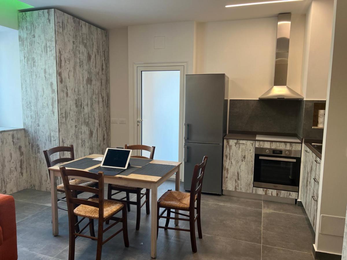 Piano Terra Apartment Ancona Ngoại thất bức ảnh